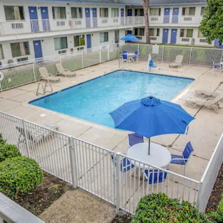 Motel 6-Conroe, Tx Екстериор снимка