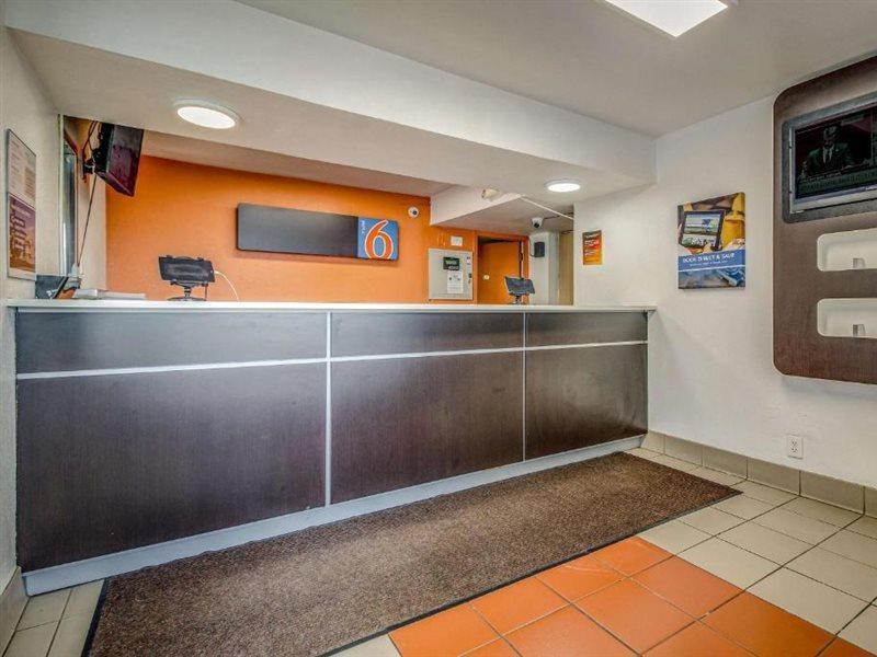 Motel 6-Conroe, Tx Екстериор снимка
