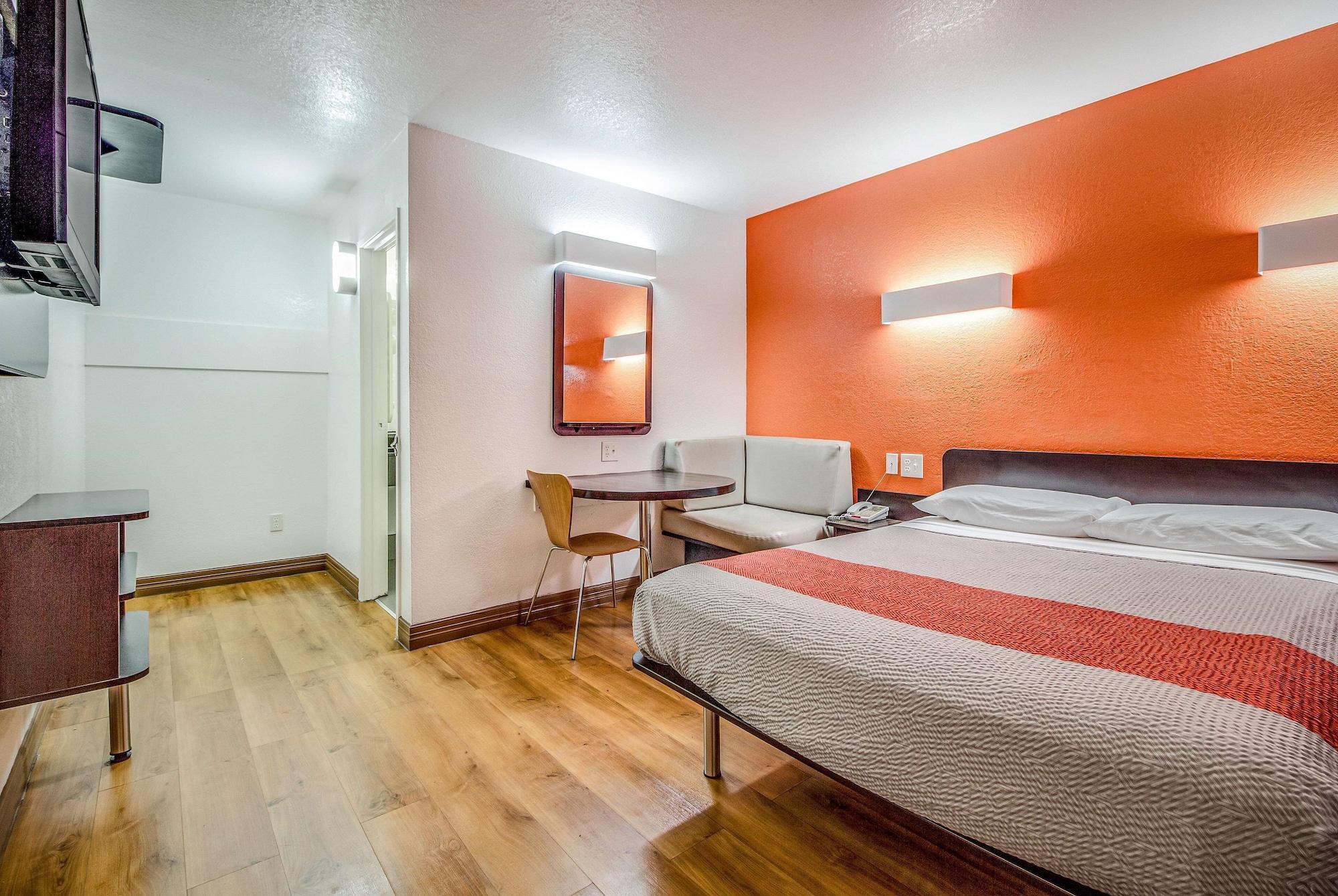 Motel 6-Conroe, Tx Екстериор снимка