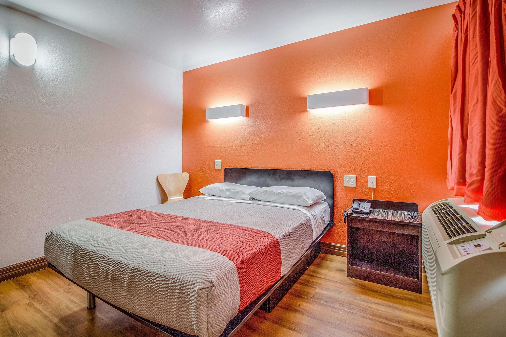 Motel 6-Conroe, Tx Екстериор снимка